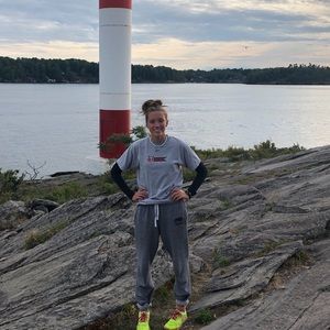 Meet your Posher, Rachel